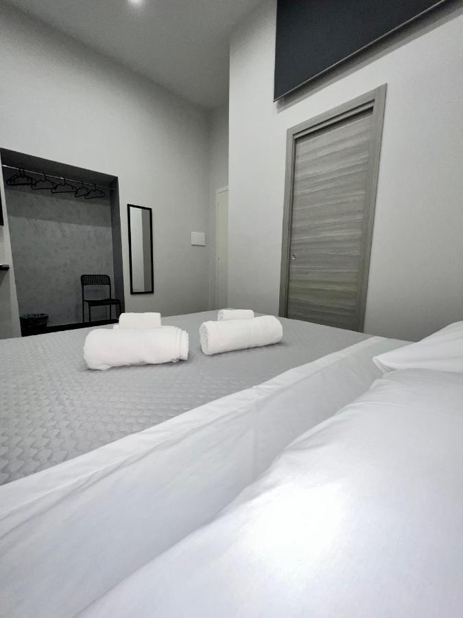 Civico Sedici Hotel Naples Exterior photo